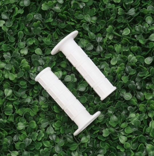 White Grips (Pair)